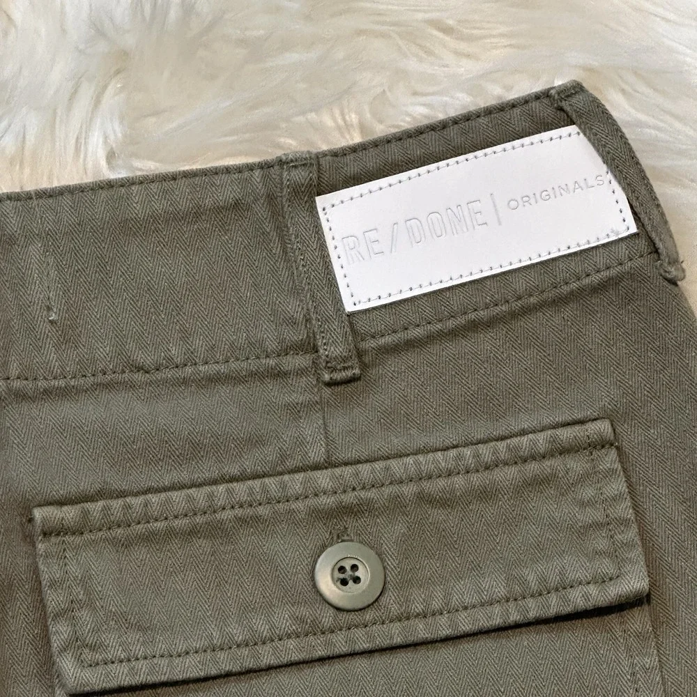 RE/DONE Womens 50s Miltary Shorts in Green Size 25 Button Fly Distressed Hem